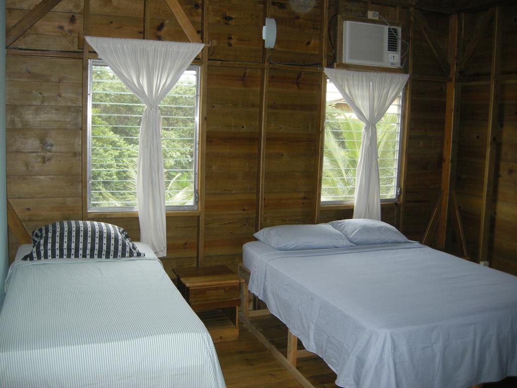 Apartments Chez Milady Utila Bilik gambar